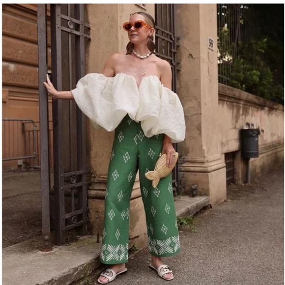 Zara Embroidered Linen Blend
Pants Green Patterned bloggers favourite - Picture 8 of 15